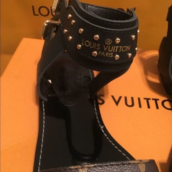 🔥LOUIS VUITTON NOMAD SANDALS 🔥 - Picture 3 of 4